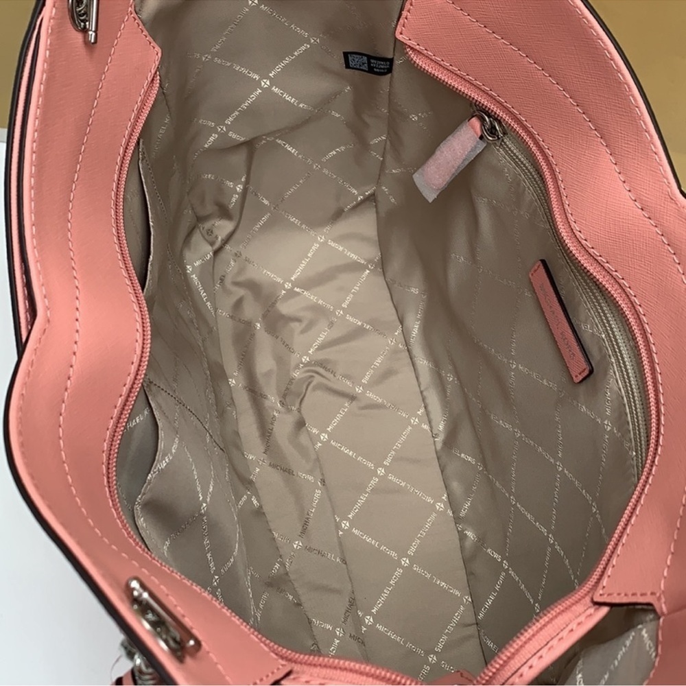 MICHAEL KORS
Jet Set Large X Chain Saffiano Leather Shoulder Tote
PRIMROSE NWT - Picture 10 of 16